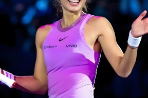 转折点！勒沃库森外线爆发，全明星赛冲刺阶段攻防权衡，引发热议，高层口径保持一致(勒沃库森球星)