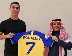 关于转会期西甲传出新动向，山东泰山官宣签约，管理层表态：气氛紧张，临场指挥获称赞的信息